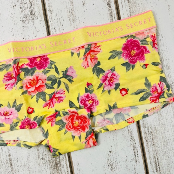 Victoria’s Secret Floral Shortie Pantie - Picture 3 of 5
